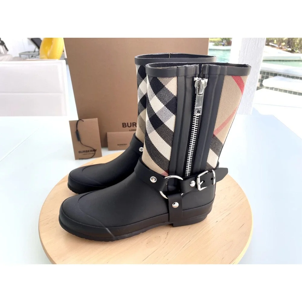 Burberry Womens Zane Rubber Nova Check Rain Boots Size 36EU/6US